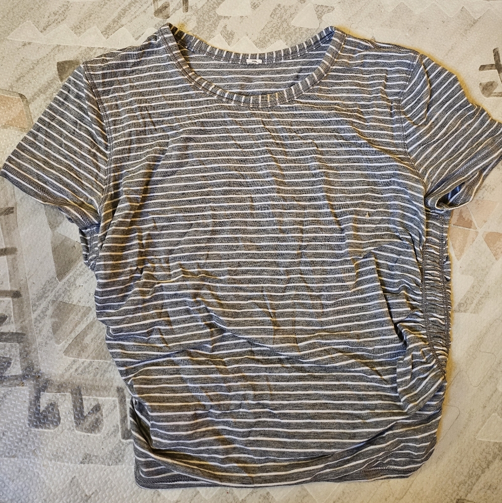 lulu crop top with ruched sides